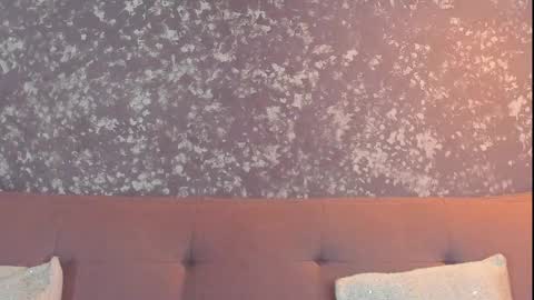 Julieth  online show from December 4, 2025, 7:55 pm