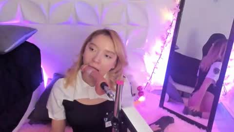 Snapshot of juliethmosss chatting on November 26, 2025, 9:16 pm Julieth online show from November 26, 2025, 9:16 pm