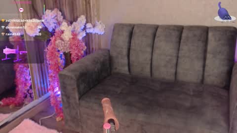 Snapshot of juliethmosss chatting on December 13, 2025, 8:04 pm Julieth online show from December 13, 2025, 8:04 pm