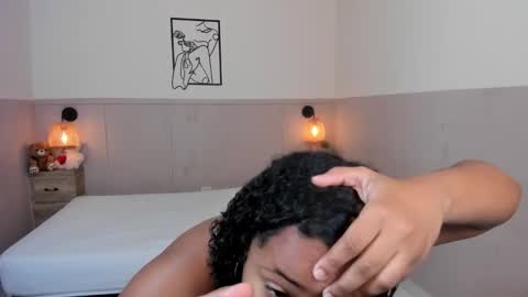 Julieth Julie online show from October 31, 2025, 11:55 am