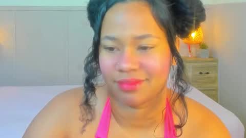 Julieth Julie online show from November 8, 2025, 11:54 am