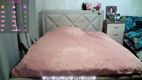 Julietkitty online show from April 3, 2026, 5:16 am