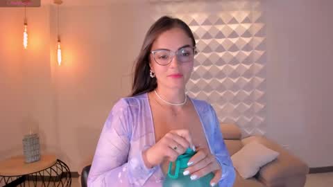JULIETTA online show from February 28, 2025, 6:20 pm