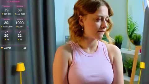 Mia online show from November 15, 2025, 3:26 am