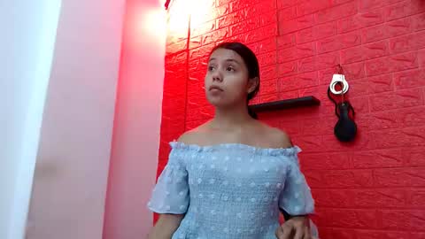 juliette18rose online show from February 5, 2026, 7:40 pm