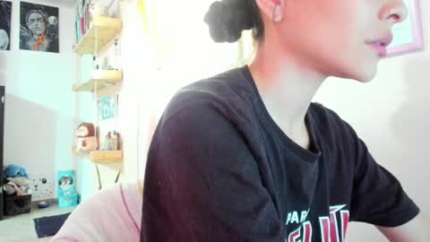 juliette online show from December 1, 2025, 8:03 pm