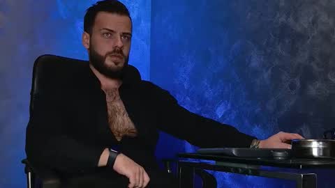 JULiUS   online show from December 15, 2025, 8:46 pm