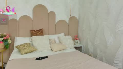 Snapshot of julliross chatting on April 13, 2026, 5:02 am Julli online show from April 13, 2026, 5:02 am