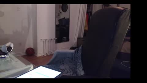 Junior Madison online show from February 25, 2025, 12:14 am