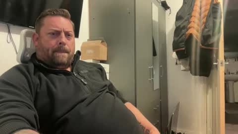 Junky online show from October 17, 2025, 10:45 pm