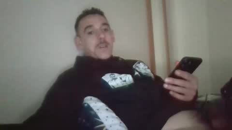   online show from October 5, 2025, 1:53 pm