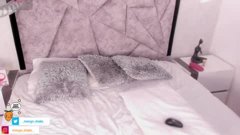 junosomnum online show from January 19, 2025, 8:30 pm