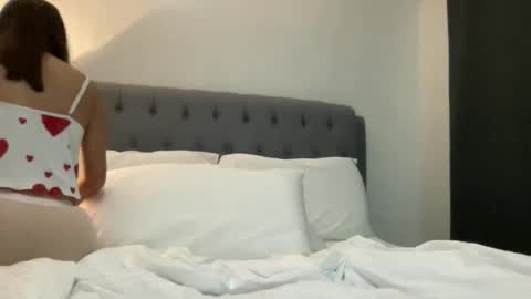 junovaughn online show from June 6, 2026, 11:37 am