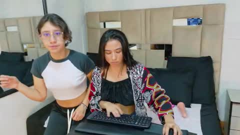 Jupiter y Saturno online show from November 10, 2025, 5:01 pm