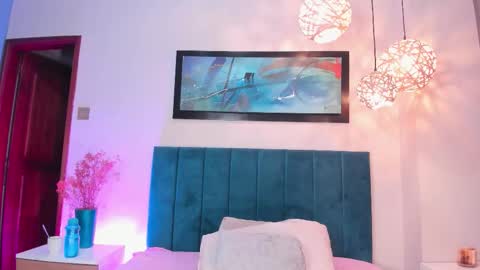 Jupiter Fox online show from October 11, 2025, 11:58 pm