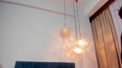 Jupiter Fox online show from March 4, 2026, 12:49 am