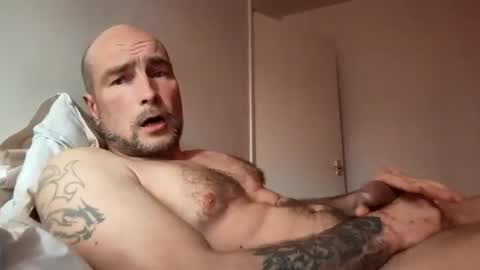 Yuri online show from October 24, 2025, 11:28 am