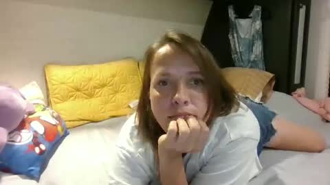 CamperGirl online show from April 12, 2026, 11:54 pm