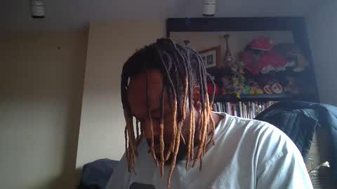 Real online show from April 4, 2026, 6:49 pm