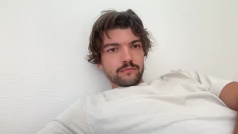 Snapshot of just_a_guy_with_a_big_cock chatting on October 5, 2025, 1:53 pm just_a_guy_with_a_big_cock online show from October 5, 2025, 1:53 pm