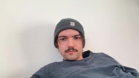 Snapshot of just_a_guy_with_a_big_cock chatting on January 6, 2026, 1:59 pm just_a_guy_with_a_big_cock online show from January 6, 2026, 1:59 pm