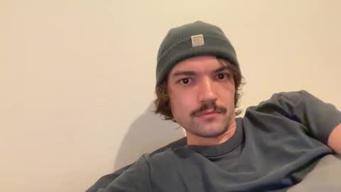 Snapshot of just_a_guy_with_a_big_cock chatting on January 7, 2026, 10:12 pm just_a_guy_with_a_big_cock online show from January 7, 2026, 10:12 pm