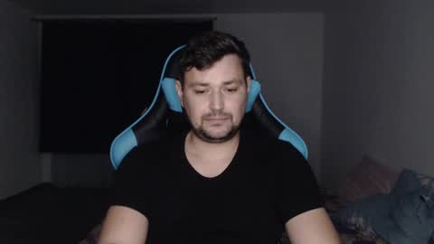 Snapshot of just_a_nice_guy_27 chatting on December 7, 2024, 6:04 pm Alex online show from December 7, 2024, 6:04 pm