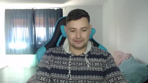 Snapshot of just_a_nice_guy_27 chatting on December 19, 2024, 11:29 am Alex online show from December 19, 2024, 11:29 am