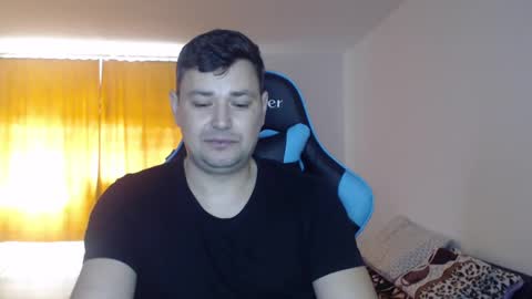 Snapshot of just_a_nice_guy_27 chatting on January 9, 2025, 11:14 am Alex online show from January 9, 2025, 11:14 am