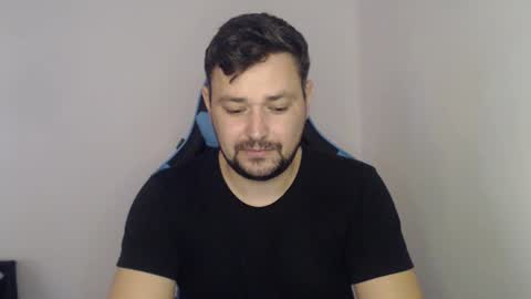 Snapshot of just_a_nice_guy_27 chatting on January 30, 2025, 11:33 am Alex online show from January 30, 2025, 11:33 am