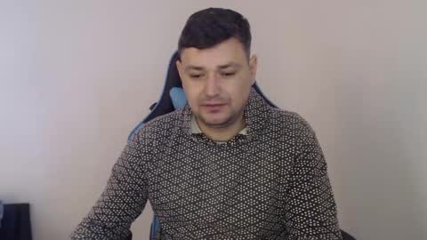 Snapshot of just_a_nice_guy_27 chatting on February 18, 2025, 11:22 am Alex online show from February 18, 2025, 11:22 am