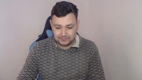 Snapshot of just_a_nice_guy_27 chatting on February 20, 2025, 11:20 am Alex online show from February 20, 2025, 11:20 am