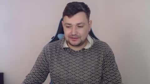 Snapshot of just_a_nice_guy_27 chatting on February 21, 2025, 11:22 am Alex online show from February 21, 2025, 11:22 am