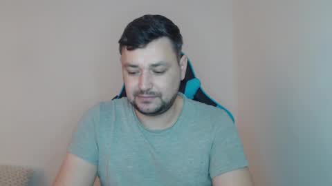 Snapshot of just_a_nice_guy_27 chatting on February 27, 2025, 11:20 am Alex online show from February 27, 2025, 11:20 am