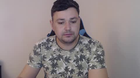 Snapshot of just_a_nice_guy_27 chatting on March 7, 2025, 11:18 am Alex online show from March 7, 2025, 11:18 am