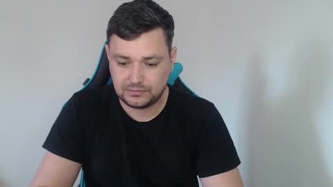 Snapshot of just_a_nice_guy_27 chatting on March 10, 2025, 11:10 am Alex online show from March 10, 2025, 11:10 am