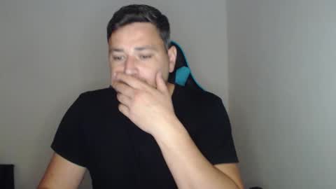 Snapshot of just_a_nice_guy_27 chatting on October 8, 2025, 11:19 am Alex online show from October 8, 2025, 11:19 am