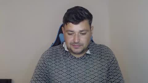 Snapshot of just_a_nice_guy_27 chatting on October 13, 2025, 11:21 am Alex online show from October 13, 2025, 11:21 am