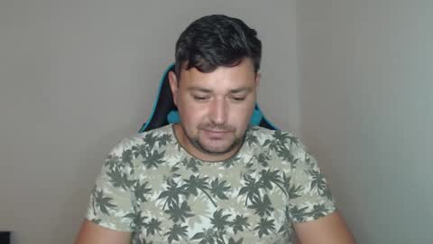 Snapshot of just_a_nice_guy_27 chatting on October 15, 2025, 11:21 am Alex online show from October 15, 2025, 11:21 am