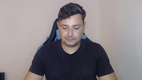 Snapshot of just_a_nice_guy_27 chatting on October 21, 2025, 11:22 am Alex online show from October 21, 2025, 11:22 am