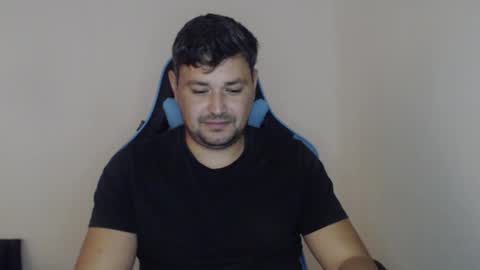 Snapshot of just_a_nice_guy_27 chatting on October 25, 2025, 11:29 am Alex online show from October 25, 2025, 11:29 am