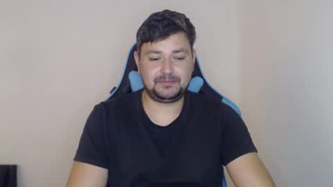 Snapshot of just_a_nice_guy_27 chatting on November 2, 2025, 11:23 am Alex online show from November 2, 2025, 11:23 am