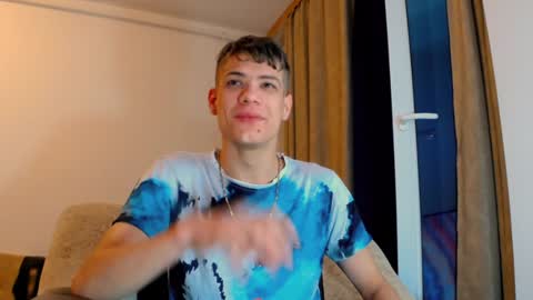 just_alexx12 online show from February 2, 2025, 5:04 pm