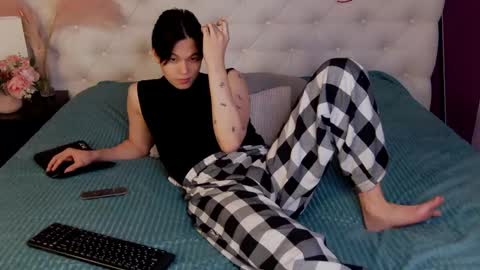 Snapshot of just_gay_ chatting on February 28, 2025, 1:36 pm just_gay_ online show from February 28, 2025, 1:36 pm