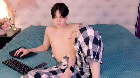 Snapshot of just_gay_ chatting on March 1, 2025, 1:18 pm just_gay_ online show from March 1, 2025, 1:18 pm