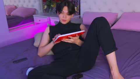 Snapshot of just_gay_ chatting on March 8, 2025, 10:34 pm just_gay_ online show from March 8, 2025, 10:34 pm