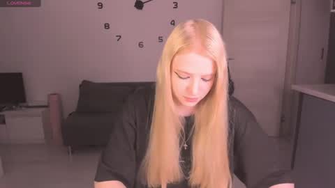JESSY online show from June 19, 2026, 8:12 pm