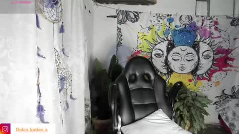 Snapshot of just_katiex chatting on February 20, 2025, 10:05 am Sofia online show from February 20, 2025, 10:05 am