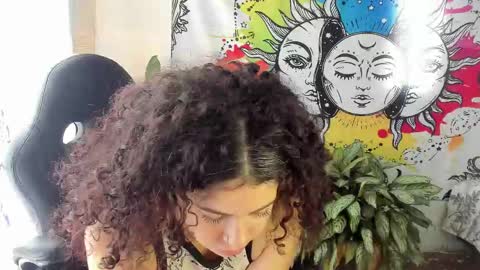 Snapshot of just_katiex chatting on February 21, 2025, 1:44 pm Sofia online show from February 21, 2025, 1:44 pm