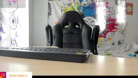 Snapshot of just_katiex chatting on February 27, 2025, 6:09 pm Sofia online show from February 27, 2025, 6:09 pm